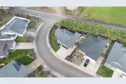 211 SE Woody Ct, Myrtle Creek, OR 97457 - Photo 43