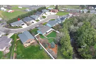 211 SE Woody Ct, Myrtle Creek, OR 97457 - Photo 45