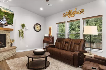 211 SE Woody Ct, Myrtle Creek, OR 97457 - Photo 7