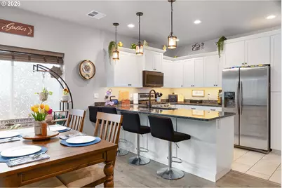 211 SE Woody Ct, Myrtle Creek, OR 97457 - Photo 11