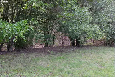 211 SE Woody Ct, Myrtle Creek, OR 97457 - Photo 37