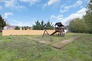 211 SE Woody Ct, Myrtle Creek, OR 97457 - Photo 39