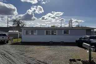 115 Alameda Ct, Umatilla, OR 97882 - Photo 1
