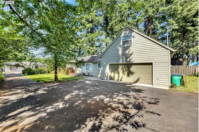 12312 NE Brazee St, Portland, OR 97230 - Photo 3