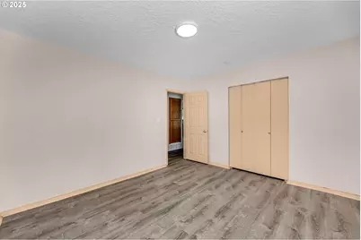 12312 NE Brazee St, Portland, OR 97230 - Photo 23