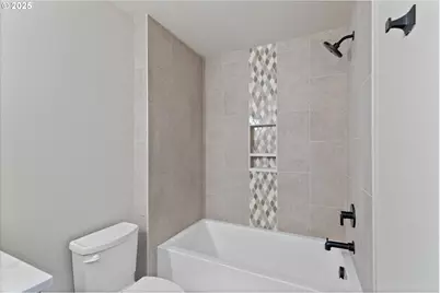 815 SW 13th St #3, Newport, OR 97365 - Photo 19