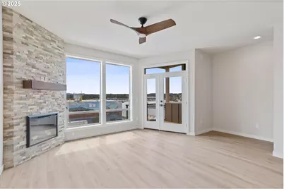 815 SW 13th St #3, Newport, OR 97365 - Photo 7