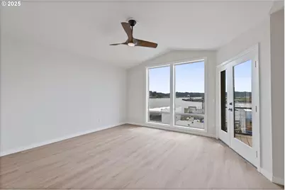 815 SW 13th St #3, Newport, OR 97365 - Photo 13