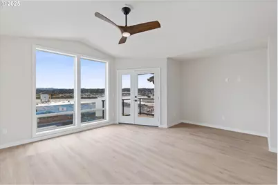 815 SW 13th St #3, Newport, OR 97365 - Photo 15