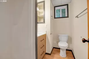 22715 SW Eagle Point Rd, Sheridan, OR 97378 - Photo 31