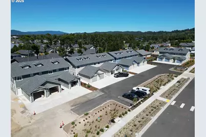 1595 37th St, Florence, OR 97439 - Photo 19