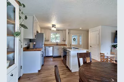 8206 SW Ponca Ct, Tualatin, OR 97062 - Photo 3