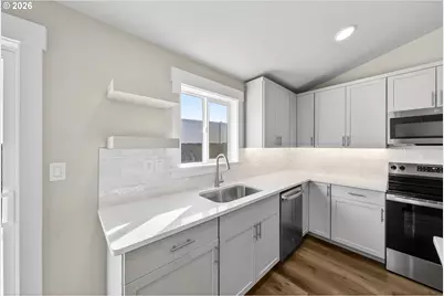 1148 SE Owyn Dr, Hermiston, OR 97838 - Photo 5