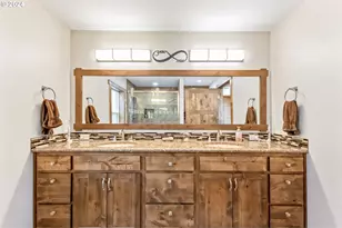 3068 SW Reif Rd, Powell Butte, OR 97753 - Photo 17