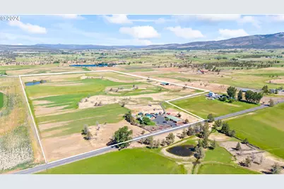 3068 SW Reif Rd, Powell Butte, OR 97753 - Photo 37