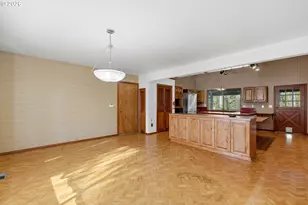 5463 SE Aldercrest Rd, Milwaukie, OR 97222 - Photo 9