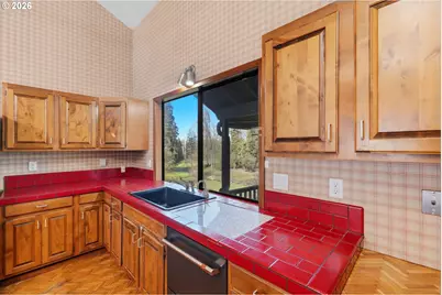 5463 SE Aldercrest Rd, Milwaukie, OR 97222 - Photo 13