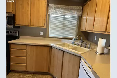 15889 Sunset Strip #53, Brookings, OR 97415 - Photo 3