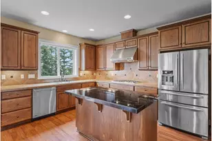 10932 SE Hilltop Ct, Happy Valley, OR 97086 - Photo 9