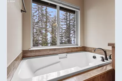 10932 SE Hilltop Ct, Happy Valley, OR 97086 - Photo 31