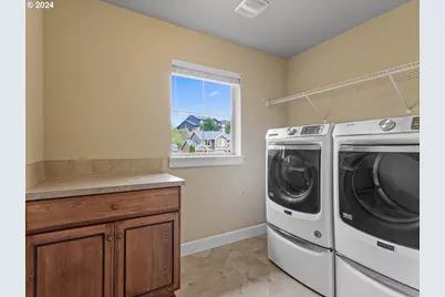 10932 SE Hilltop Ct, Happy Valley, OR 97086 - Photo 35