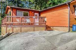 19921 Whaleshead Rd, Brookings, OR 97415 - Photo 3