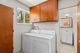 298 51st St, Springfield, OR 97478 - Photo 17