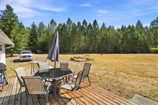 23118 Warthen Rd, Elmira, OR 97437 - Photo 45