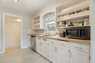 10520 SE Holgate Blvd, Portland, OR 97266 - Photo 11