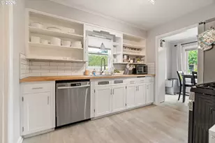 10520 SE Holgate Blvd, Portland, OR 97266 - Photo 13