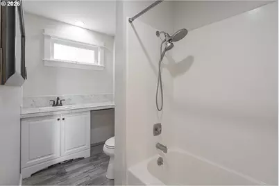 2380 Emmett Dr NW, Salem, OR 97304 - Photo 23