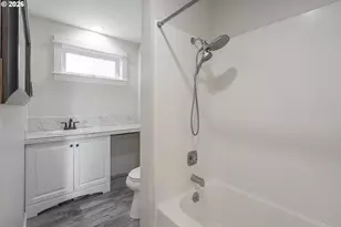 2380 Emmett Dr NW, Salem, OR 97304 - Photo 23