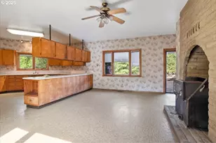 17815 NE Courtney Rd, Newberg, OR 97132 - Photo 33