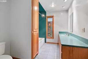 17815 NE Courtney Rd, Newberg, OR 97132 - Photo 11