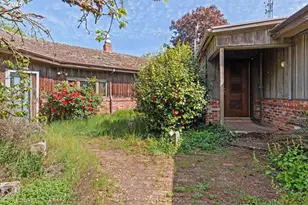 17815 NE Courtney Rd, Newberg, OR 97132 - Photo 9