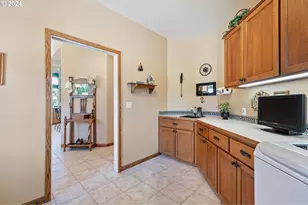 90849 Coburghills Dr, Eugene, OR 97408 - Photo 19