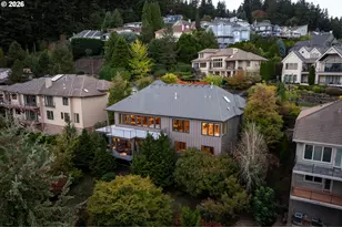 18284 Meadowlark Ln, Lake Oswego, OR 97034 - Photo 5