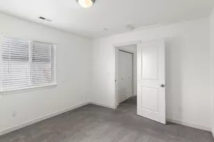 827 NW 1st Ave, Canby, OR 97013 - Photo 29