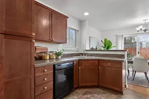 827 NW 1st Ave, Canby, OR 97013 - Photo 17