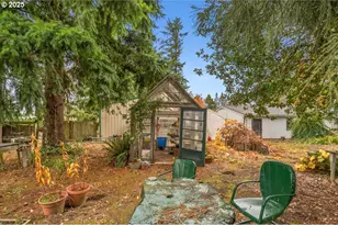 12602 NE Fry Rd, Aurora, OR 97002 - Photo 37