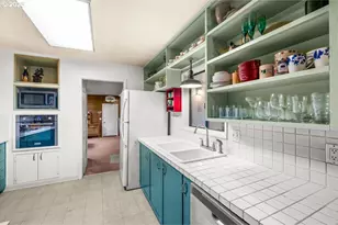 12602 NE Fry Rd, Aurora, OR 97002 - Photo 13