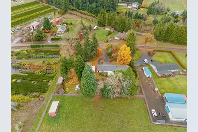 12602 NE Fry Rd, Aurora, OR 97002 - Photo 41