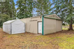 12602 NE Fry Rd, Aurora, OR 97002 - Photo 43