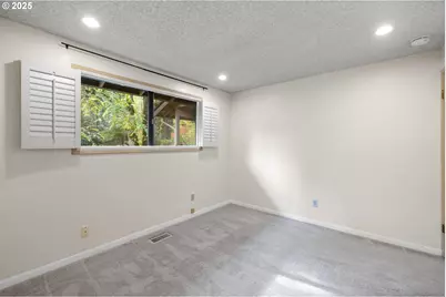 16081 Pearcy St, Lake Oswego, OR 97034 - Photo 21