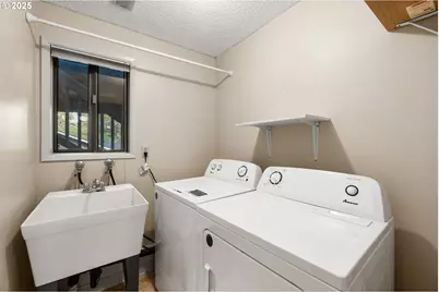 16081 Pearcy St, Lake Oswego, OR 97034 - Photo 27