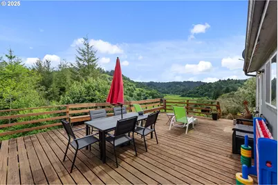 63562 Daniels Creek Rd, Coos Bay, OR 97420 - Photo 37