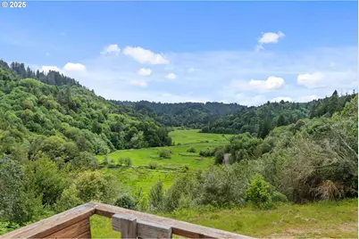 63562 Daniels Creek Rd, Coos Bay, OR 97420 - Photo 39