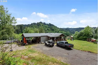 63562 Daniels Creek Rd, Coos Bay, OR 97420 - Photo 11