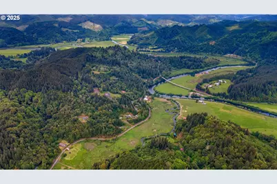 63562 Daniels Creek Rd, Coos Bay, OR 97420 - Photo 5