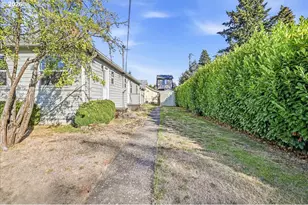 7404 NE Hassalo St, Portland, OR 97213 - Photo 29